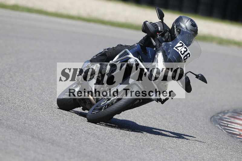 /43 08.08.2025 Discover the Bike ADR/Bike 1 gruen/236